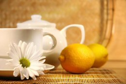 Green tea with lemon